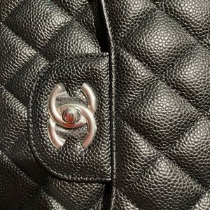 Chanel classic double flap bag ( jumbo)